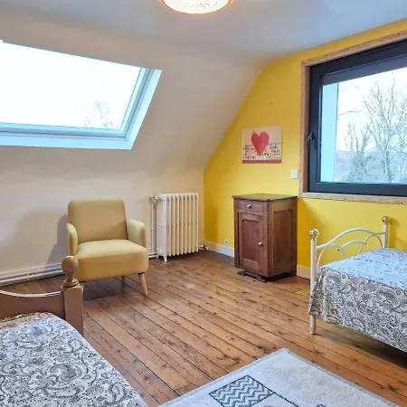Villa Brique Et Silex Terrasse Jardin Parking *