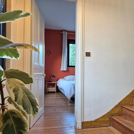Villa Brique Et Silex Terrasse Jardin Parking *